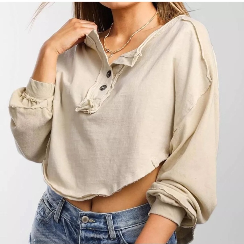 EUC WE THE FREE People Melodi Henley Round Cropped Long Sleeve Top Size M